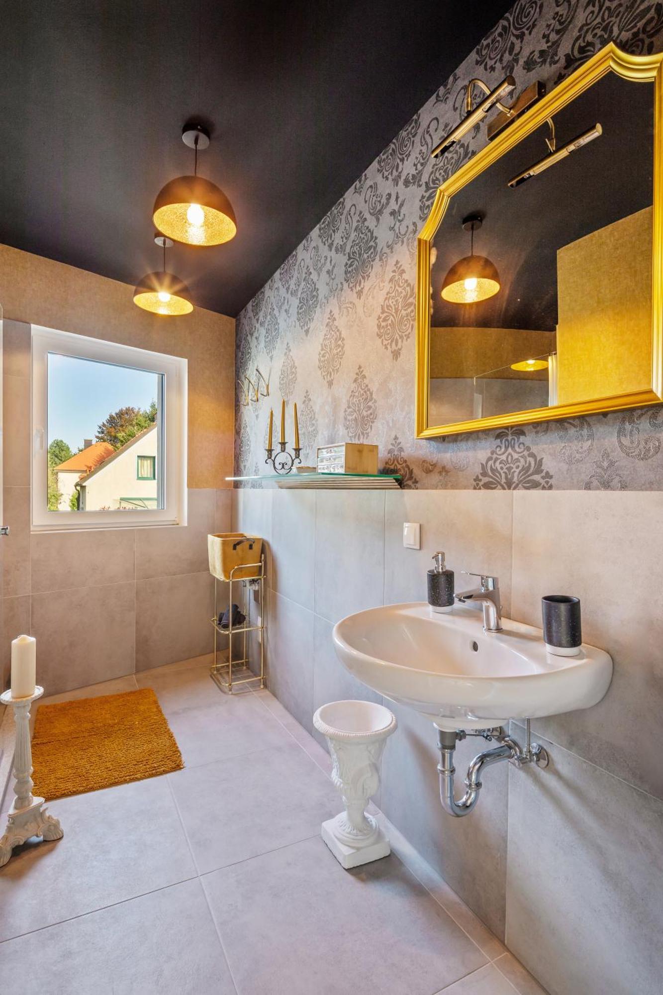 Apartment Black - Whirlpool Terrace - Free Parking - Wifi Wien